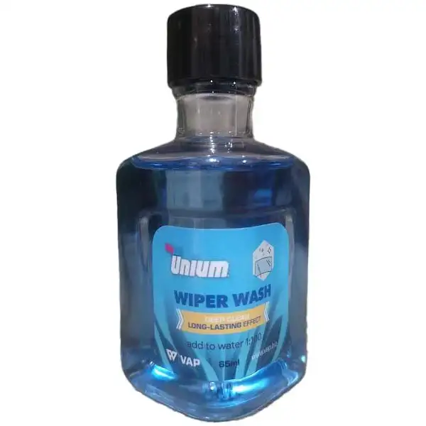 Car windshield cleaner Wiper Wash, 65 ml, makes 6.5 liters of solution, removes dirt, dust, and insect residues.